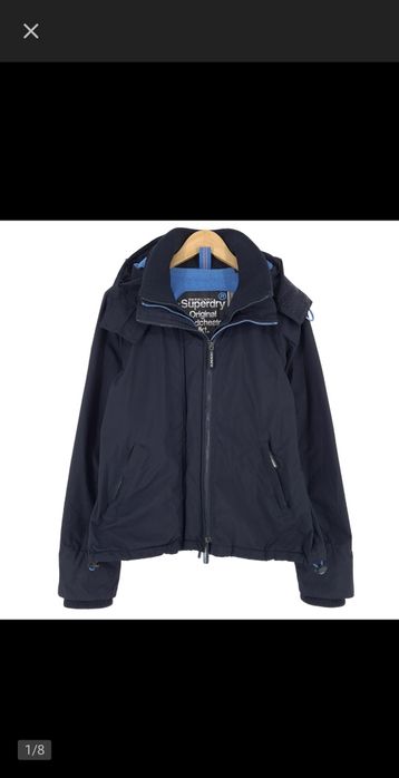 Kurtka przeciwdeszczowa z kapturem SuperDry