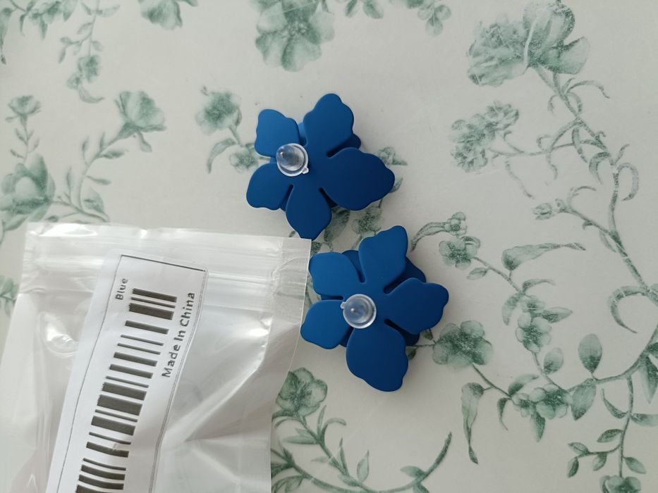 Nowe kolczyki kwiatki