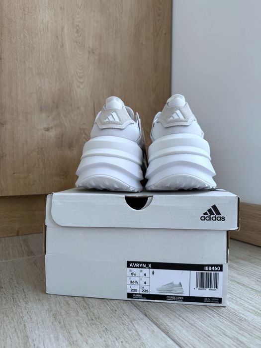 США! Літні жіночі кросівки Adidas Avryn_X IE8460 Оригінал! Сітка! 37-41