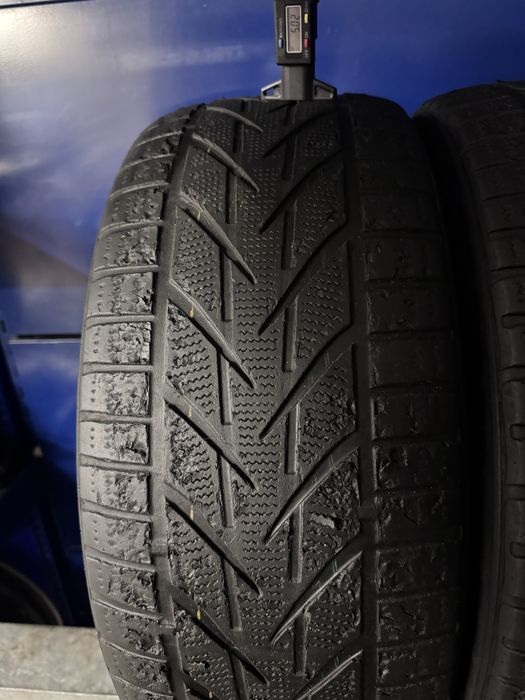 Michelin Alpin 235 45 r 18 Toyo Snowprox 235/45r18 Склада Умань
