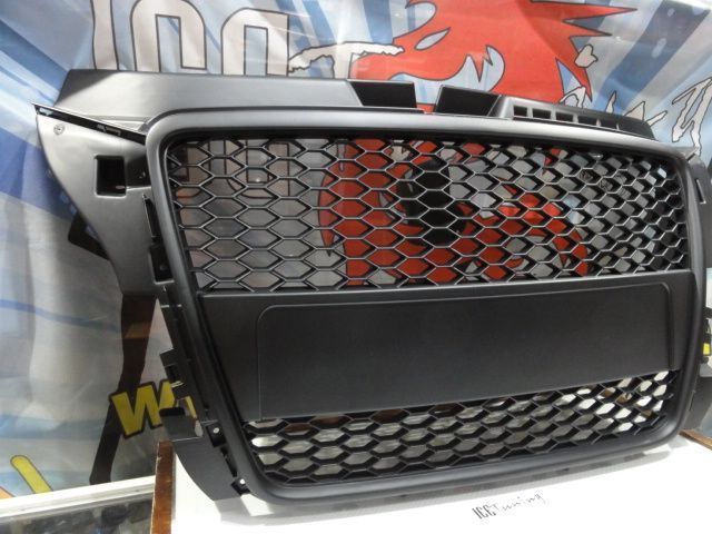 Grelha frontal Audi a3 8P 08-12 HATCHBACK / SPORTBACK / CABRIO RS3 look com suporte para símbolo