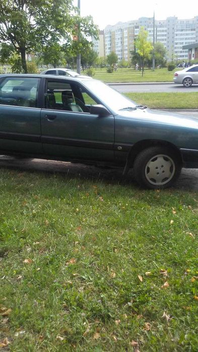 Продам Audi 100 с3