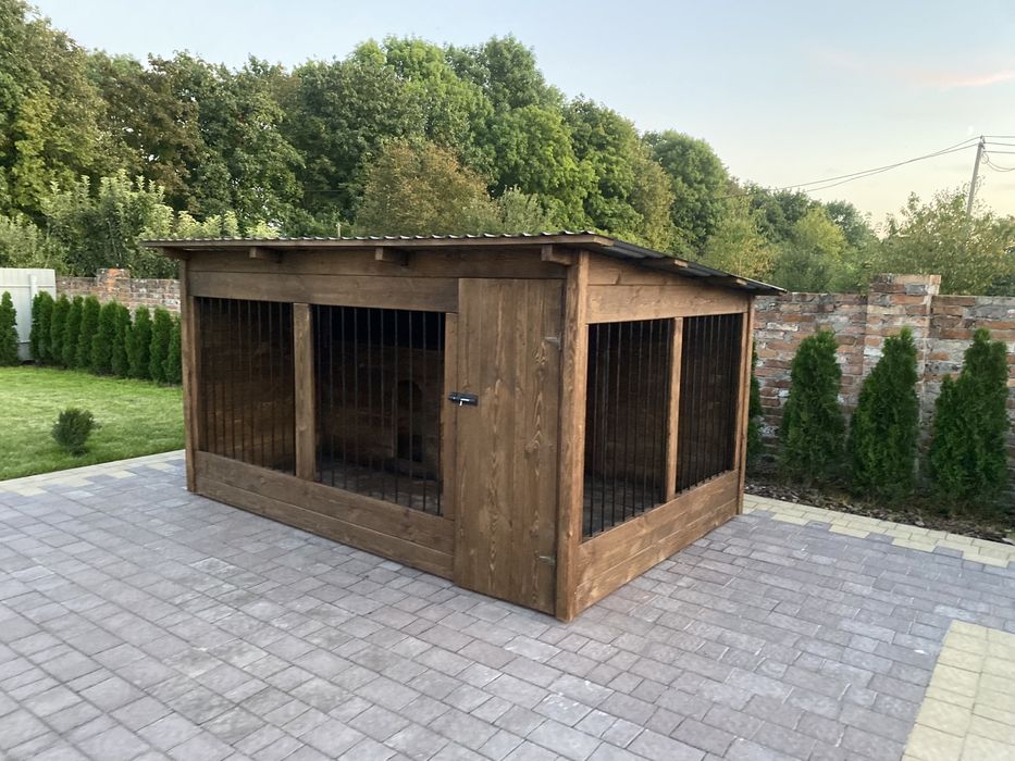 Собачий вольєр