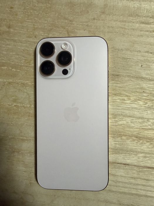 Iphone 16 Pro Max, Desert Titanium 256gb