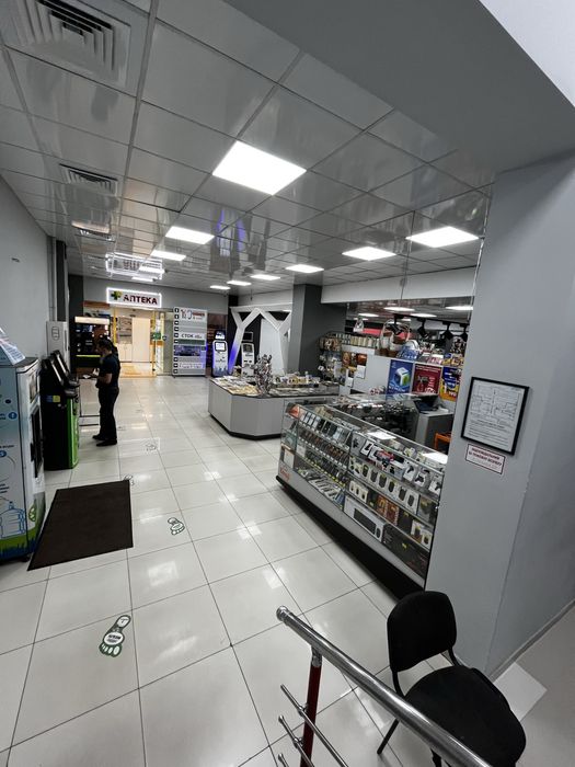 Продаж торгового центру”Дастор”