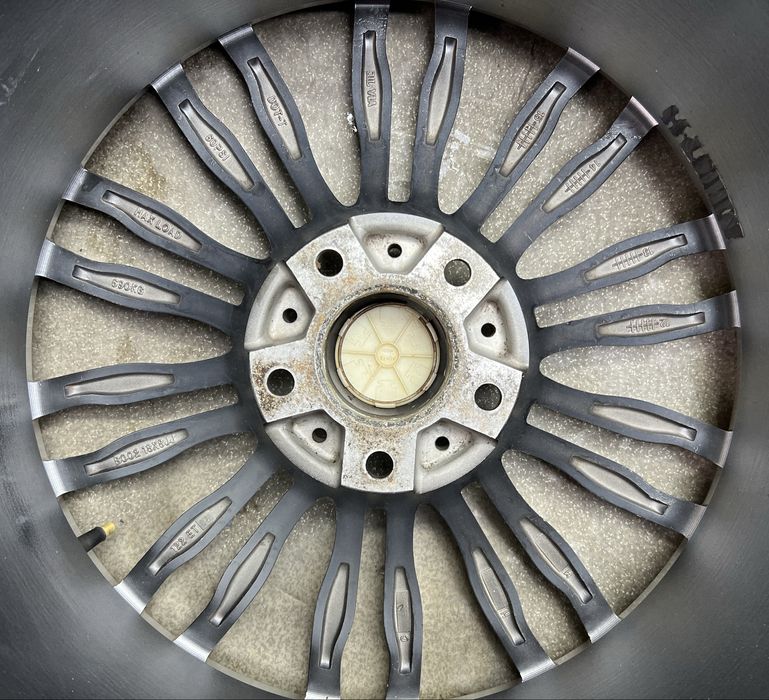 Диски R18 5 120 et35 J8 bmw e46 e90 f10 f01 f11 x3 x1 бмв титани