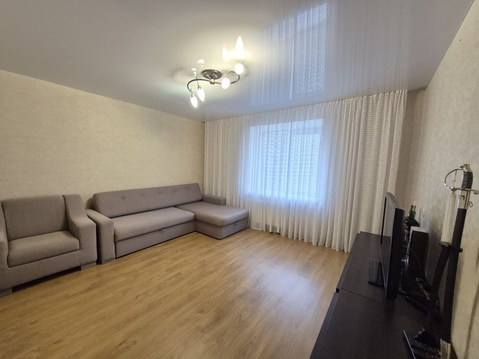 Продам дво кімнатну квартиру з євроремонтом на Масанах