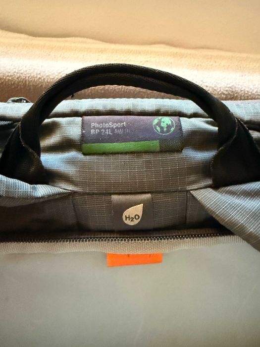 Mochila Fotográfica Lowepro LOWEPRO PhotoSport BP 15L AW III