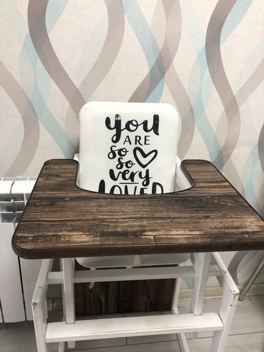 Стільчик для годування