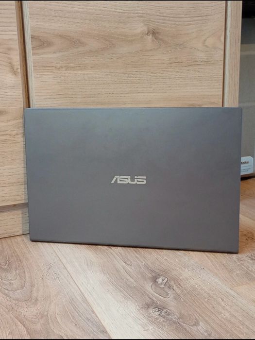 Sprzedam laptop asus
