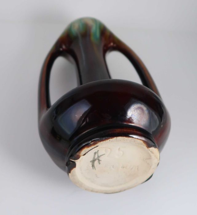 Jarra Art Deco em Faiança