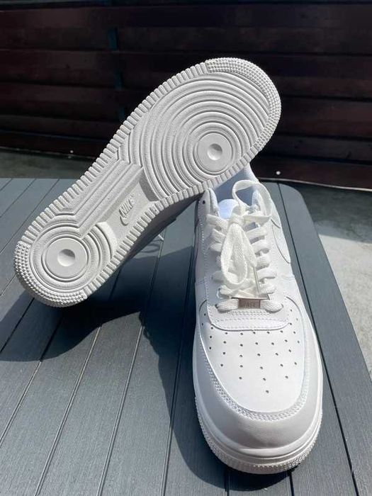 Nike_Air_Force_1_Low_'07_White R.42
