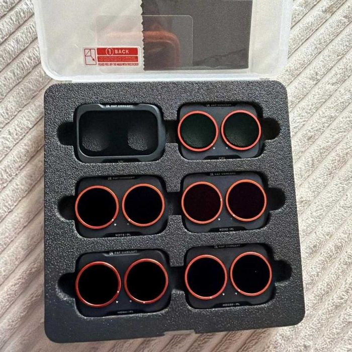 DJI Osmo Pocket 4 Creator Combo