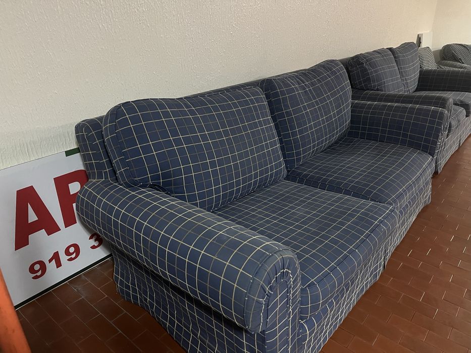 Conjunto de Sofas em tecido - dois