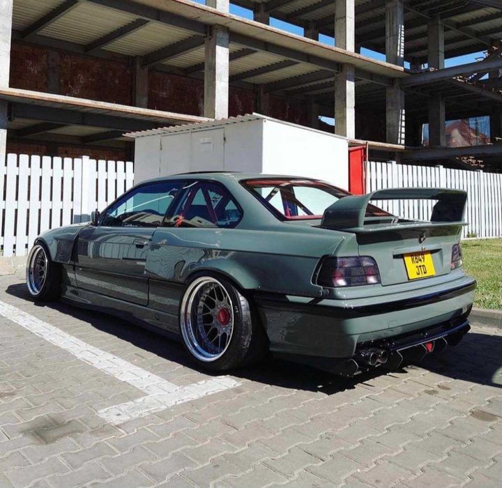 Felony 50mm BMW 3 e36 Coupe Przody + tyły komplet