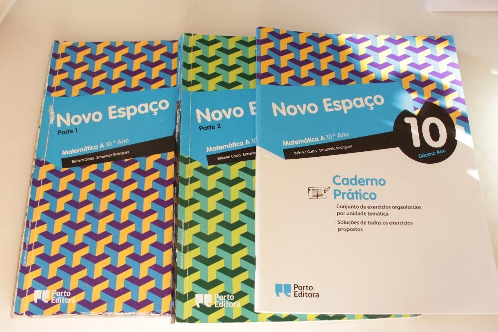 Livro Matemática 10º Ano Novo espaço Parte 1 e Parte 2 com Caderno