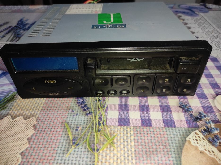 Продам автомагнитолу