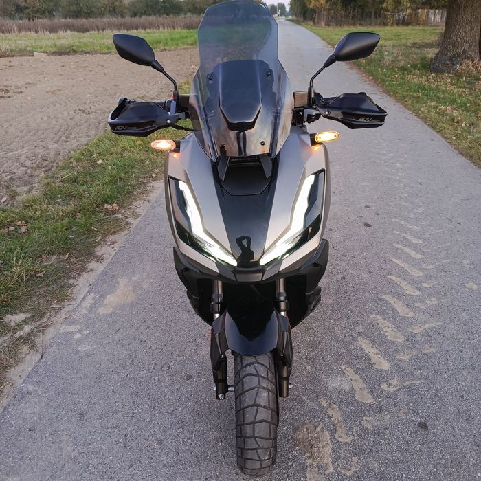 Honda adv 350   niski przebieg piękny stan
