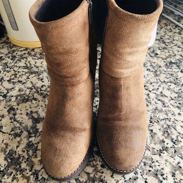 Botas de senhora em camurça tam 37