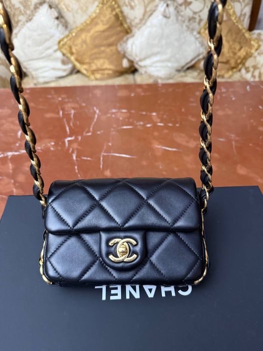 Сумочка від Шанель міні