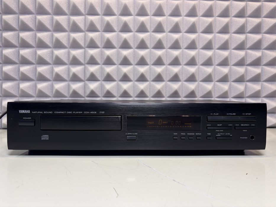 Odtwarzacz CD Yamaha CDX 450 E