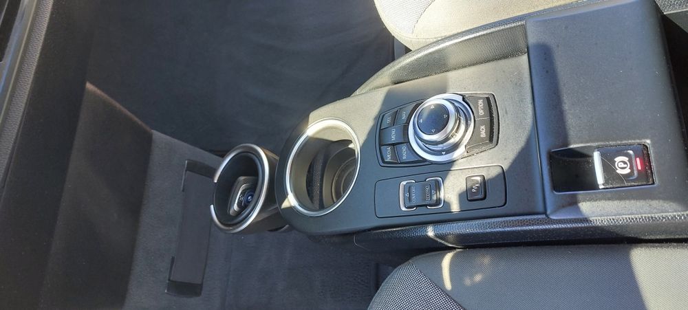 Bmwi3 +REX 60AH  excelente