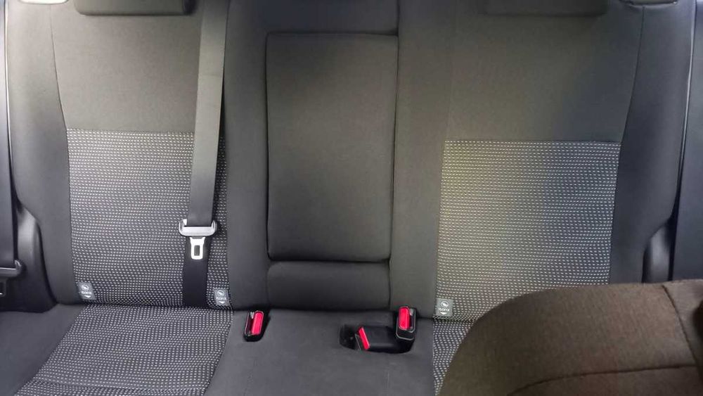 samochód Toyota Auris