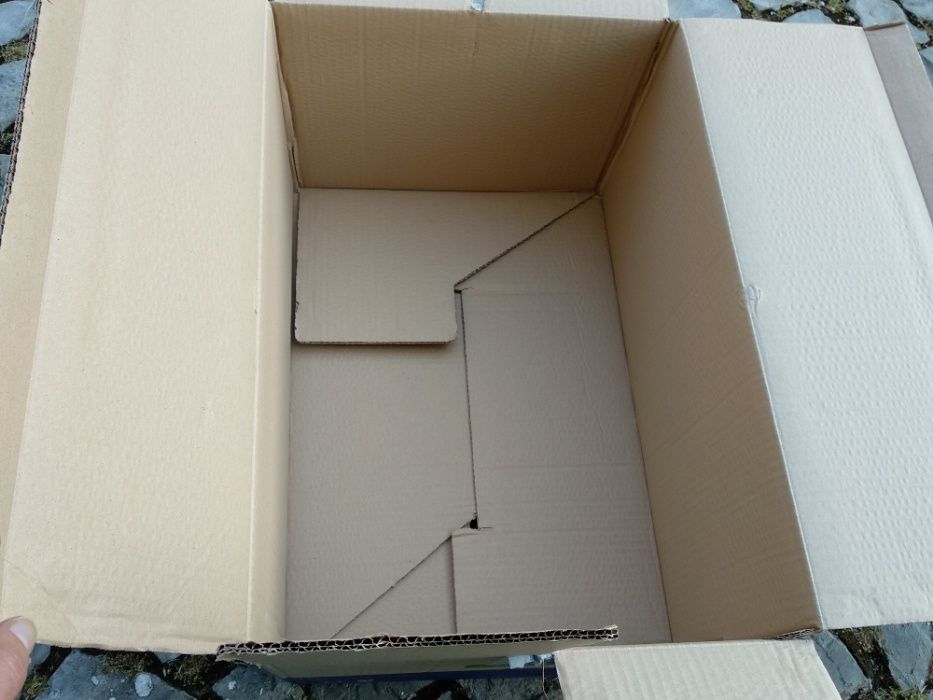 Caixas de cartão para mudanças64740747275777122