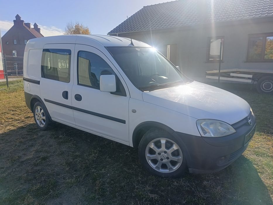 Opel Combo bez rdzy ładny