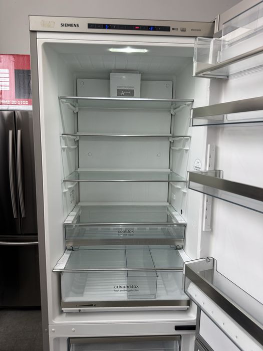 Холодильник Siemens 70 см