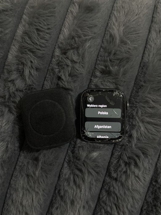 Apple watch series 5 nike