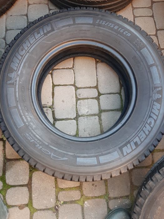 225 75 16C Michelin