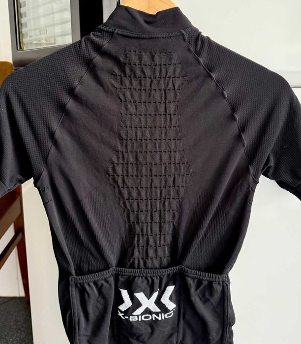 conjunto ciclismo x-bionic como novo