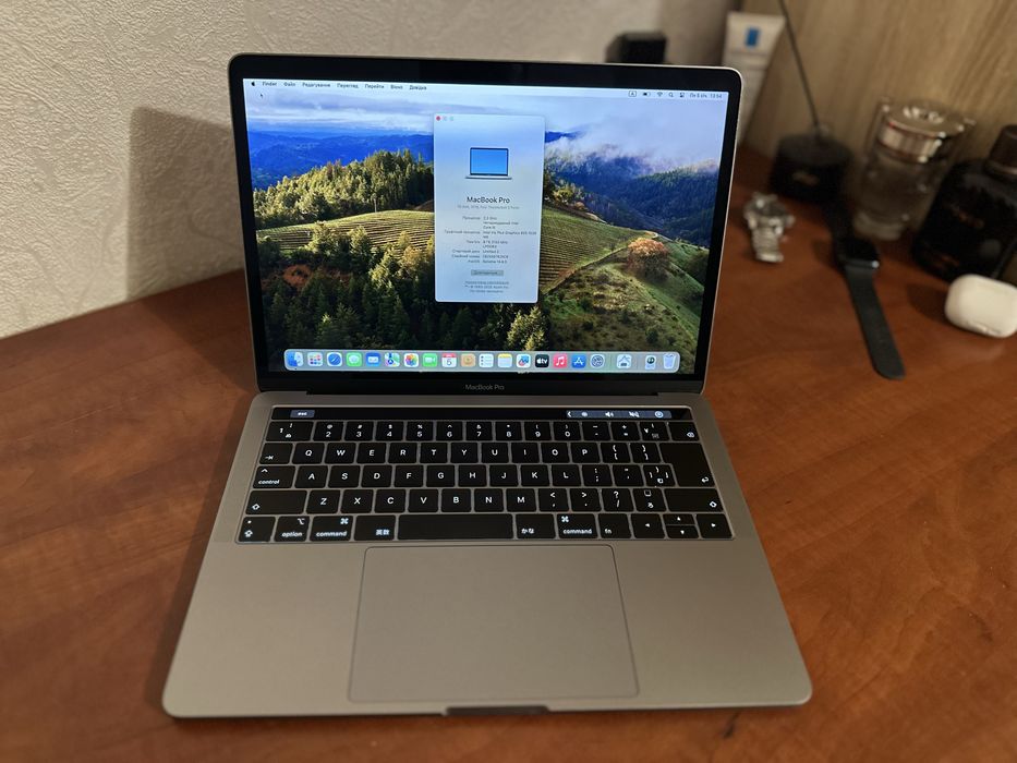 MacBook Pro 2018 13, 8/256, 112 циклів — стан нового macbook