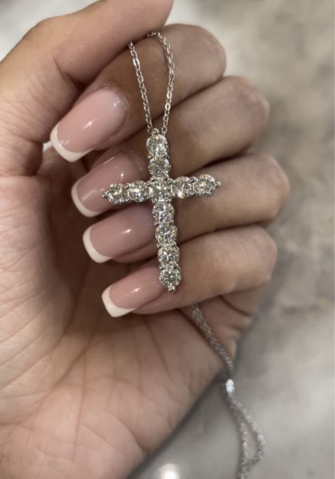 Красивейший крестик с муассанитами 3.30ct серебро 925