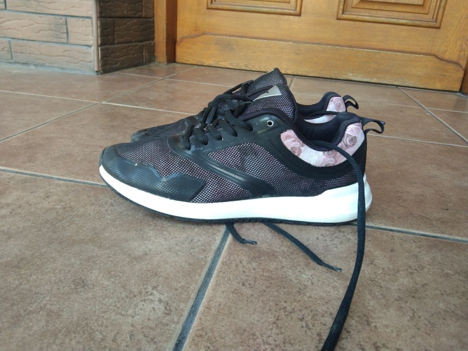 Adidasy roz 37 wkładka 23, 5 cm