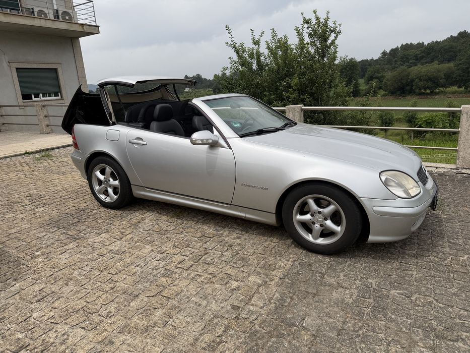 Mercedes-Benz SLK 200 Kompressor (R170) – Projeto de Restauro / Clássico