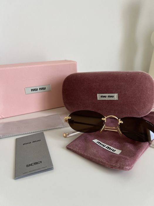 Okulary przeciwsłoneczne MIU MIU