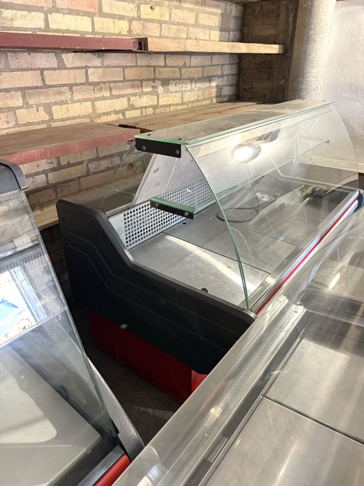 Холодильник вітрина