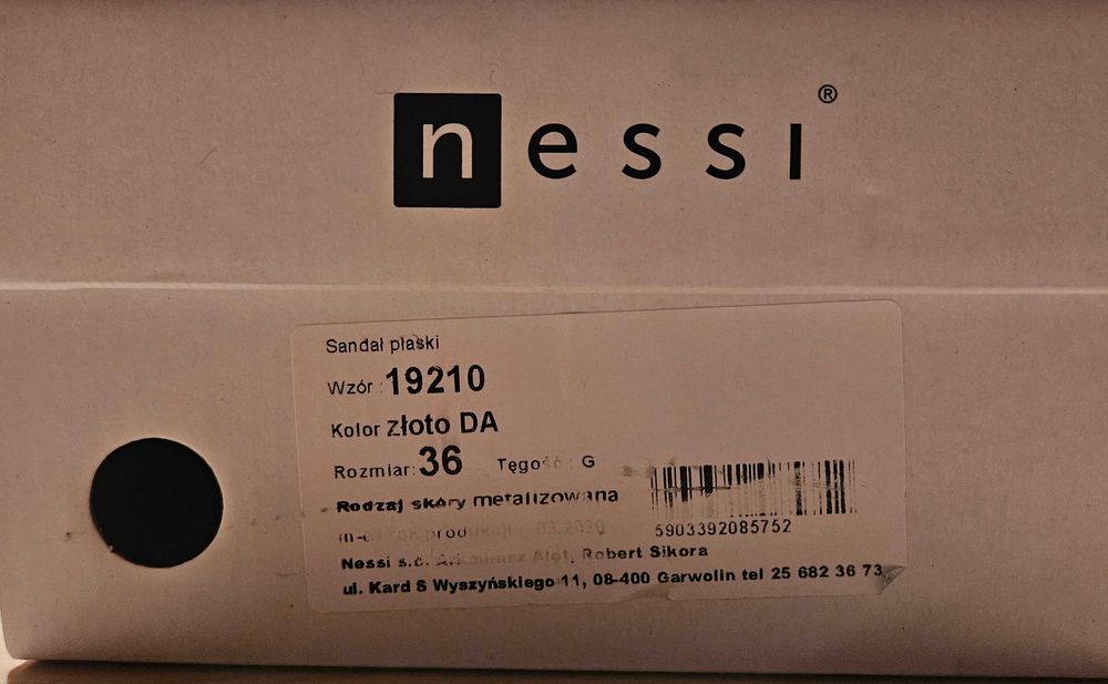 Sandał płaski Nessi - nowe