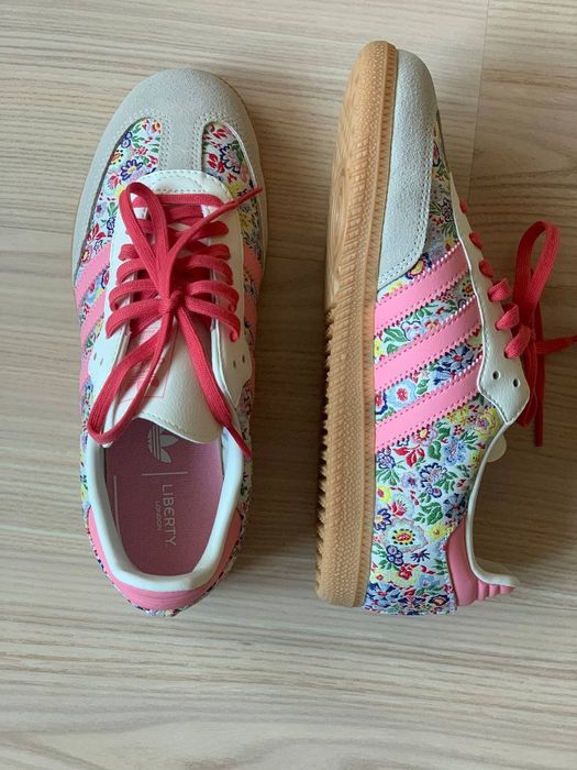 Кросівки лімітовані оригінал ,adidas 37,5-38