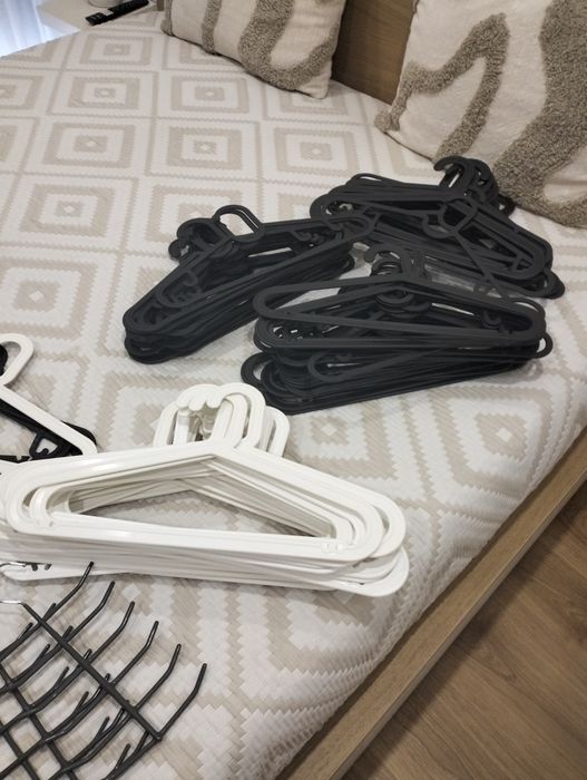 Cabides como novos