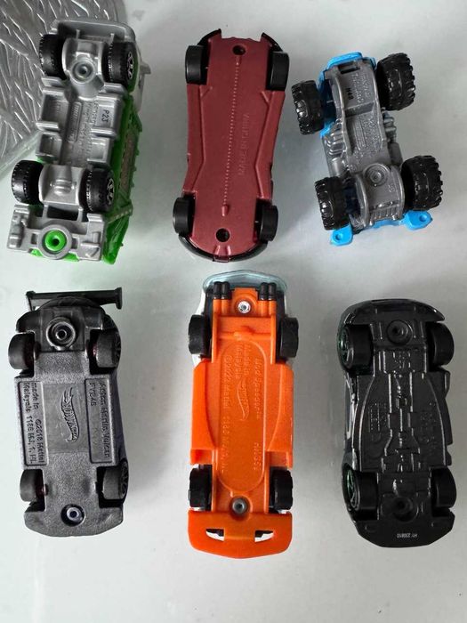 Машинки Hot Wheels , Matehbox