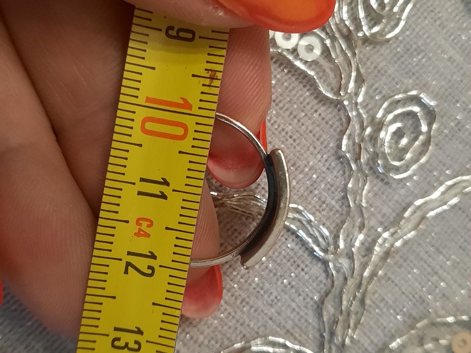 Srebrny pierscionek plus lancuszek