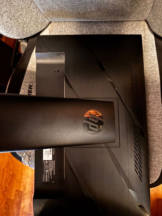 HP 24X Gaming 24" 144Hz 1ms G-SYNC – Excelente Estado