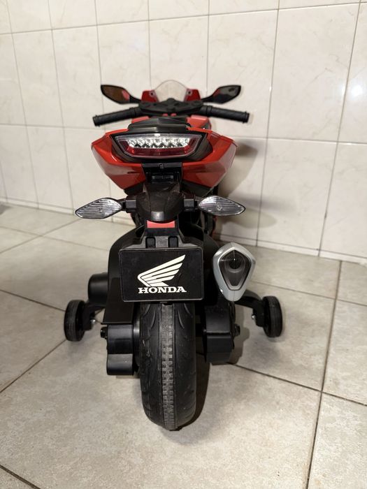 Mota Elétrica Honda CBR1000RR Criança