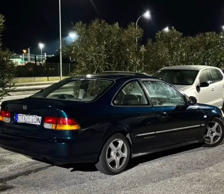 Vendo Honda Civic  coupé ej6