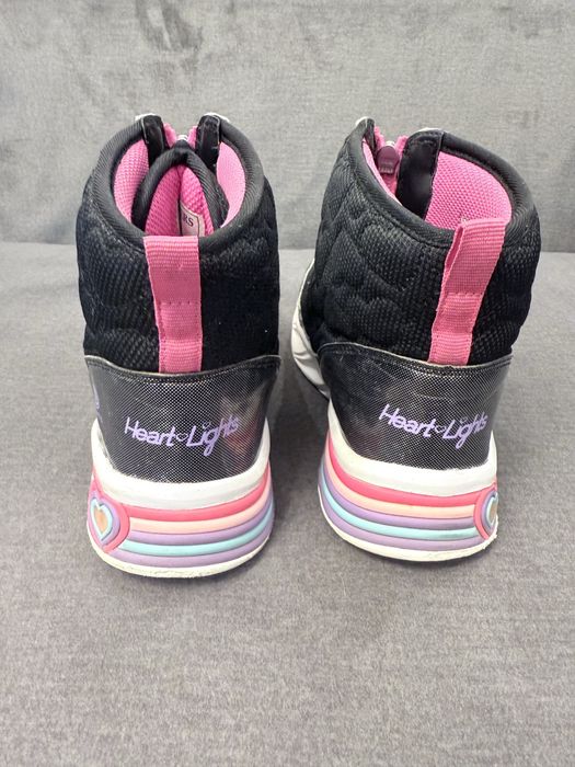 Снігоходи skechers heart lights