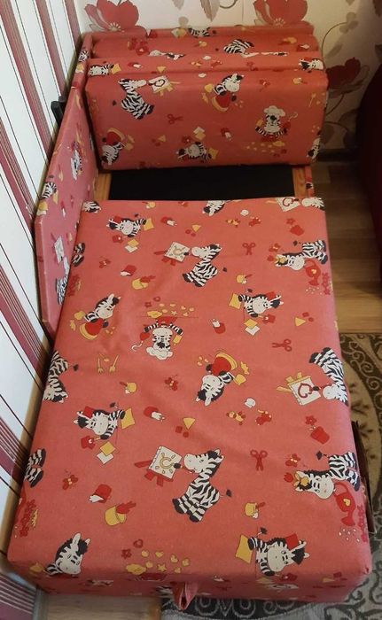 Диван диванчик ліжко дитяче