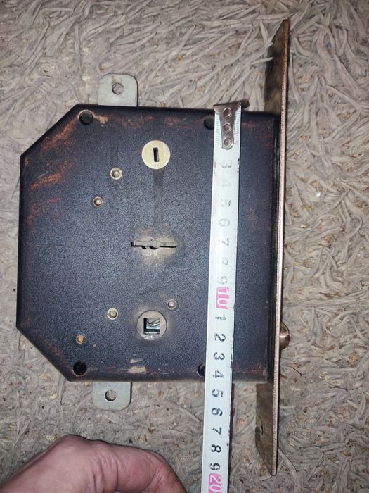 Замок class сувальднный